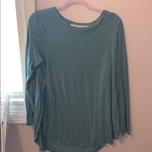 Large Old Navy quarter sleeve